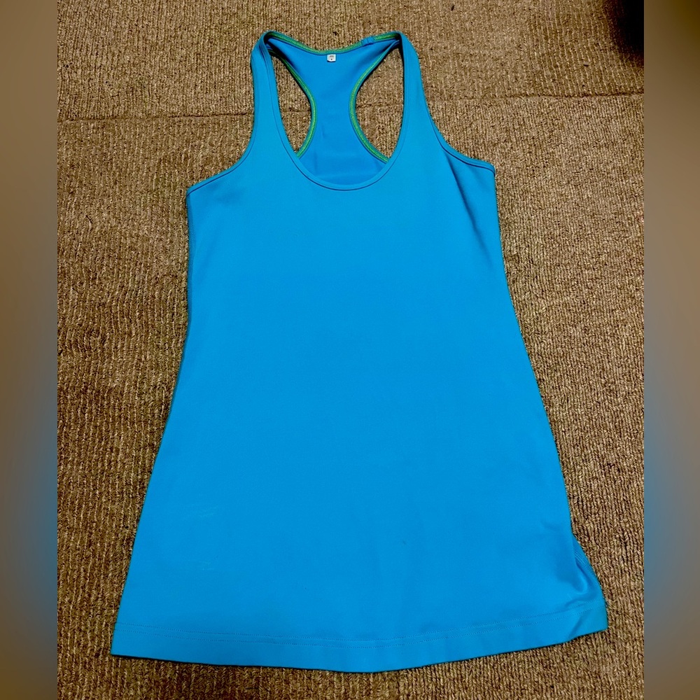 Lululemon tank top